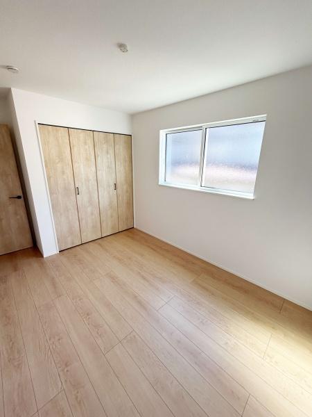 豊田市水源町第1期全3棟2号棟 新築戸建て(洋室)