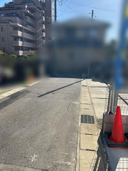 豊田市水源町第1期全3棟2号棟 新築戸建て(前面道路含む現地写真)