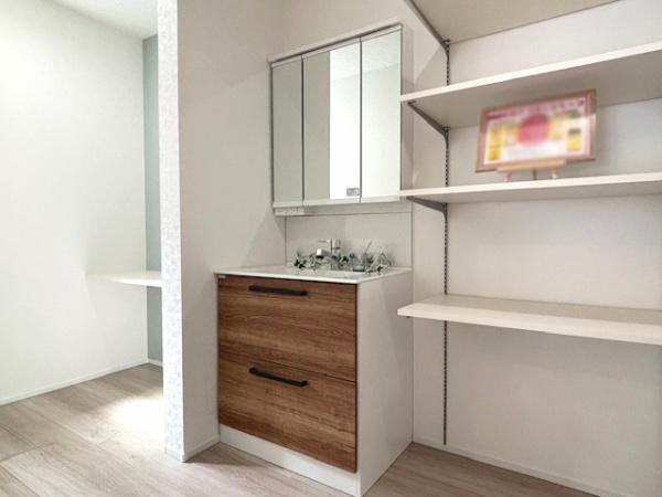 豊田市畝部東町　新築戸建て全2棟　1号棟