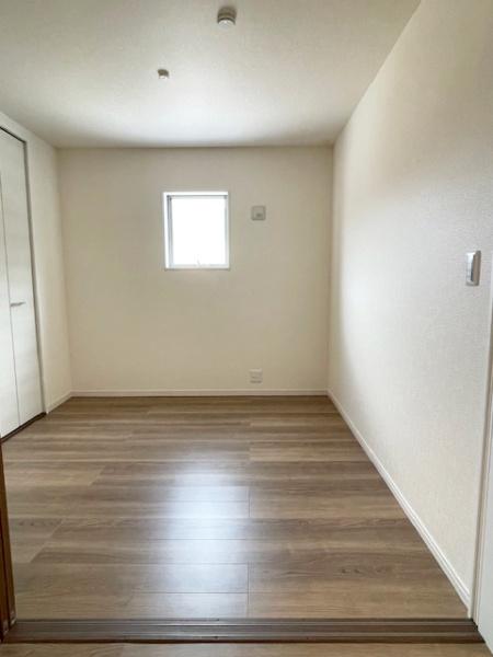 蒲郡市形原町北湿見全2棟1号棟 新築戸建て(洋室)