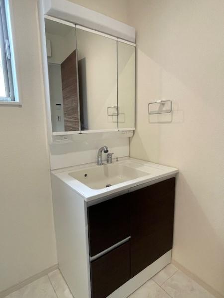 蒲郡市形原町北湿見全2棟1号棟 新築戸建て(洗面台・洗面所)