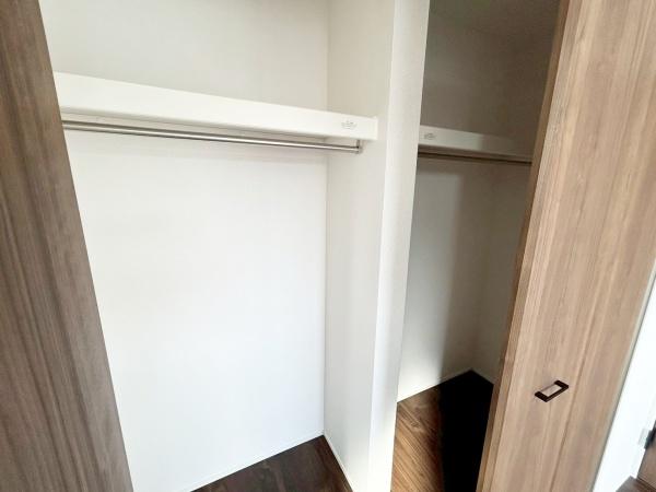 高浜市屋敷町第1期全2棟2号棟　新築戸建て