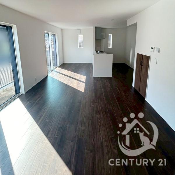 高浜市屋敷町第1期全2棟2号棟　新築戸建て