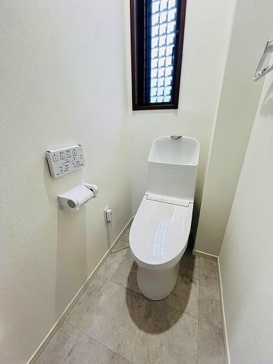 西尾市新渡場町中切の中古一戸建て