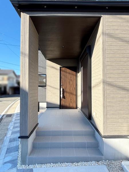 豊川市伊奈町慶応2期全2棟2号棟　新築戸建て