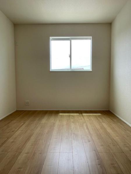 西尾市吉良町富好新田第1期全5棟2号棟　新築戸建て