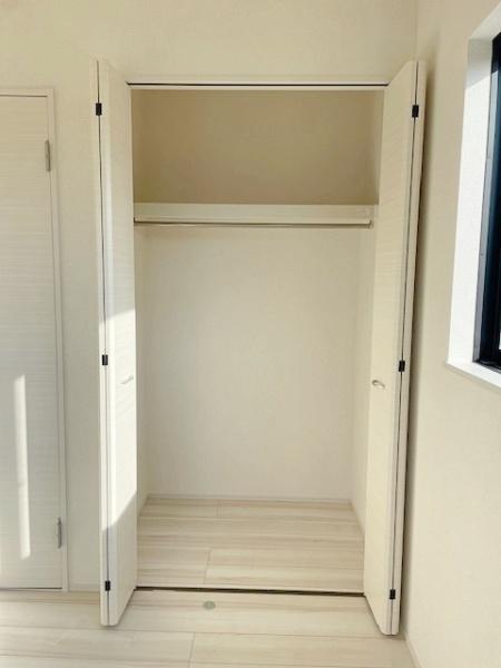 岡崎市福岡町全3棟2号棟　新築戸建て