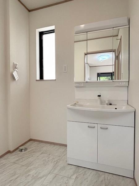 豊田市明和町全2棟B号棟　新築戸建て