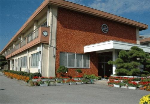 西尾市一色町未荒子全2棟1号棟　新築戸建て(西尾市立一色中部小学校)