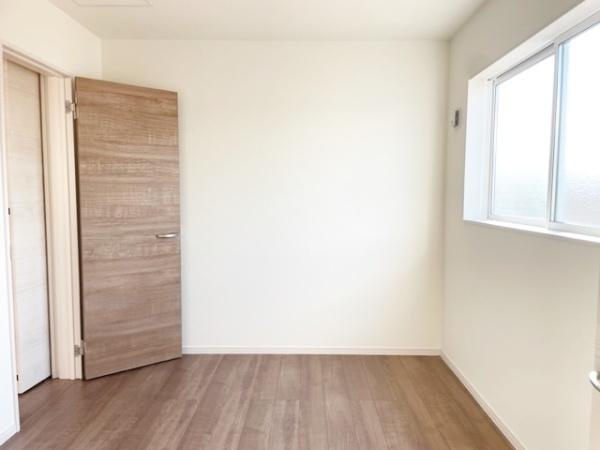 西尾市一色町未荒子全2棟1号棟　新築戸建て