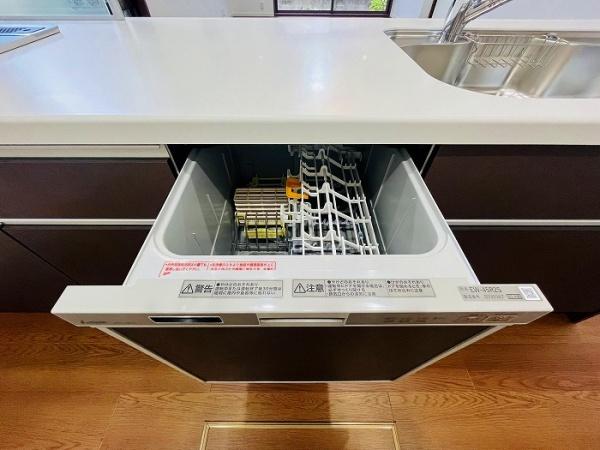 西尾市新渡場町中切の中古一戸建て