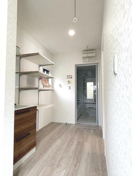 豊田市畝部東町　新築戸建て全2棟　1号棟