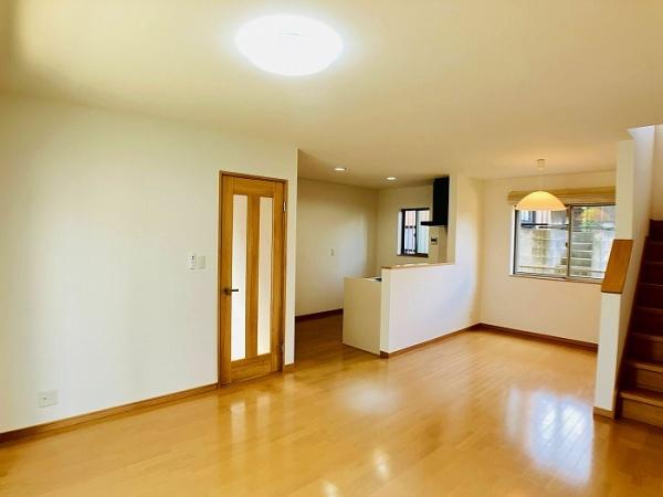 東郷町春木屋敷　中古住宅