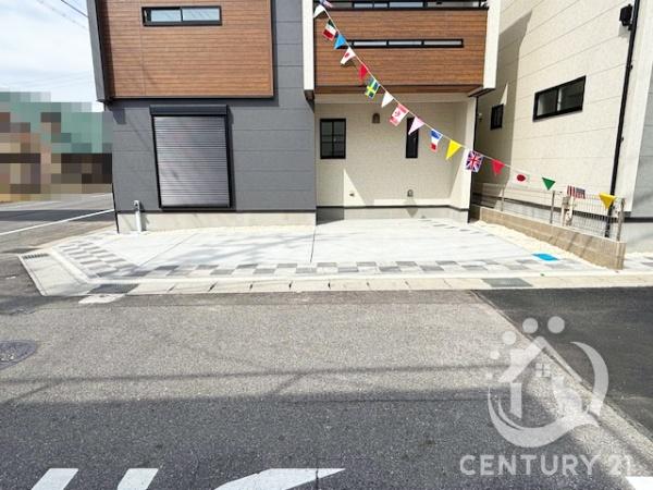 岡崎市若松町大廻全2棟1号棟　新築戸建て