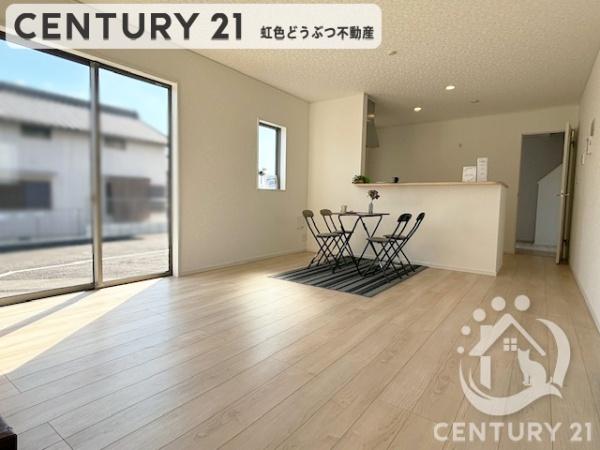 豊田市井上町全3棟2号棟　新築戸建て