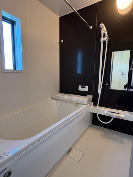 豊田市井上町全3棟2号棟　新築戸建て