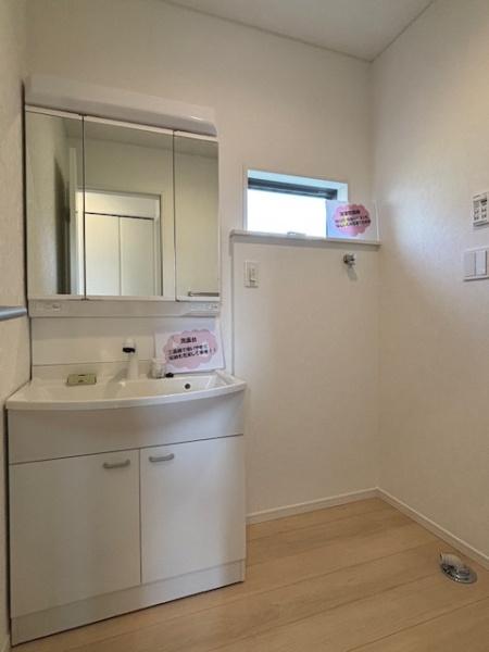 豊田市井上町全3棟2号棟　新築戸建て