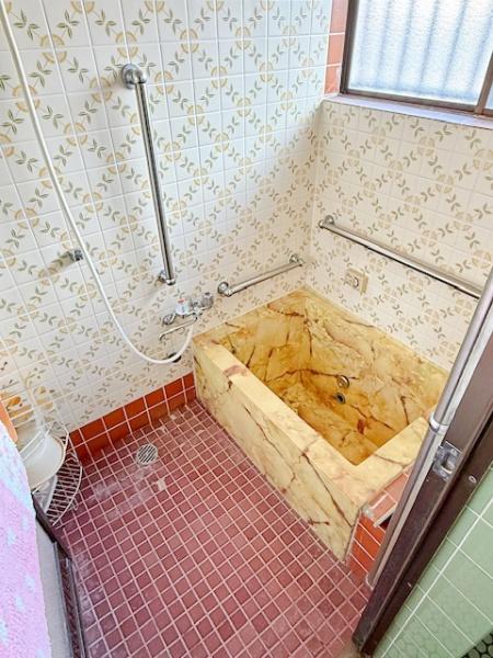 西尾市吉良町富好新田川並の中古一戸建て