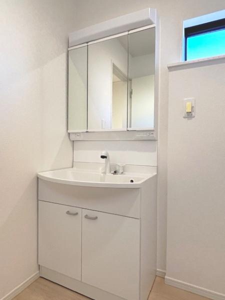 蒲郡市大塚町全3棟1号棟　新築戸建て