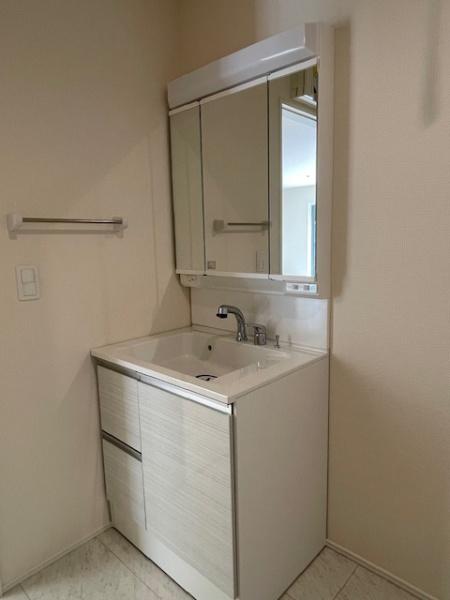 西尾市吉良町富好新田第1期全5棟3号棟　新築戸建て