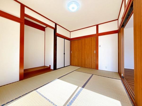 西尾市一色町大塚惣池の中古一戸建て