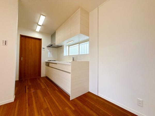 西尾市一色町　中古住宅