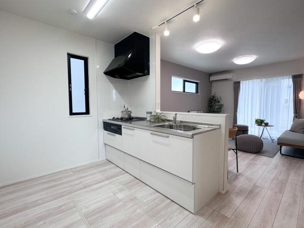 岡崎市百々町字西平の中古一戸建て