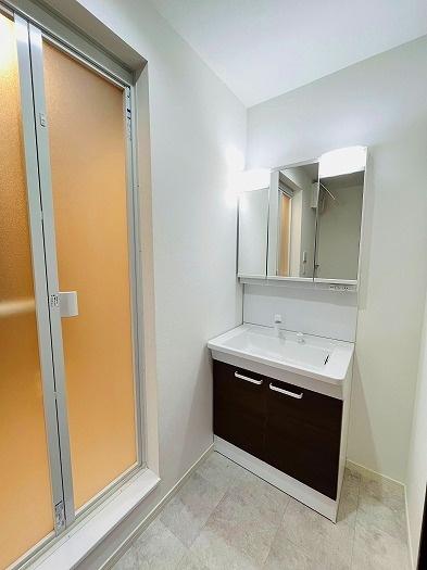 西尾市新渡場町中切の中古一戸建て