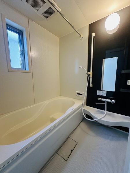 岡崎市松橋町１丁目の中古一戸建て