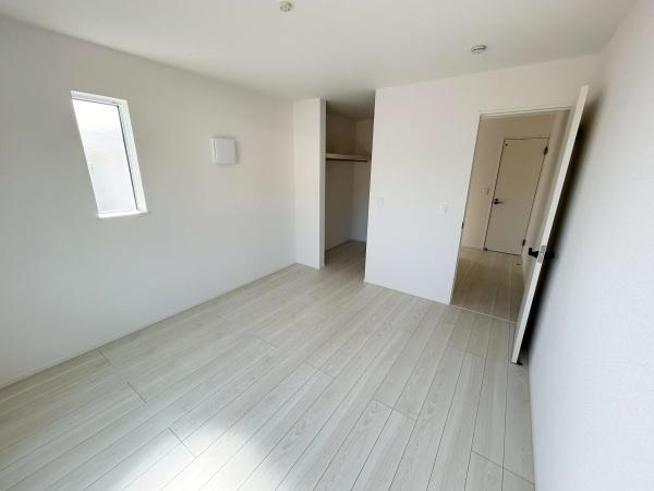 豊田市水源町第1期全3棟1号棟　新築戸建て