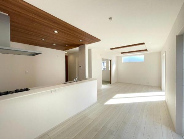 豊田市高上2丁目2期全2棟1号棟　新築戸建て