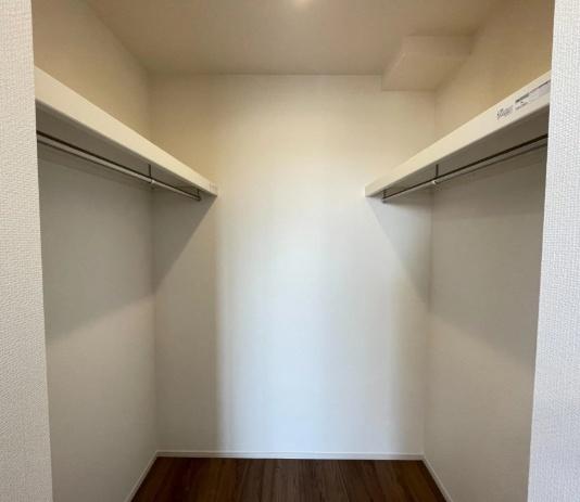 豊田市高上2丁目2期全2棟2号棟　新築戸建て