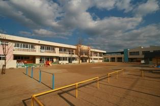 岡崎市六名南　全2棟1号棟　新築戸建て(岡崎市六名南保育園)