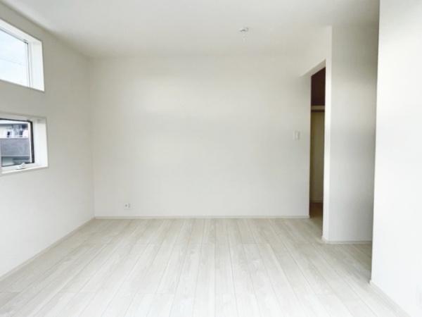 安城市安城町名広全2棟2号棟　新築戸建て