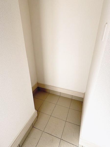 岡崎市矢作町　新築戸建て　全3棟　2号棟