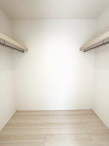 岡崎市矢作町　新築戸建て　全3棟　2号棟