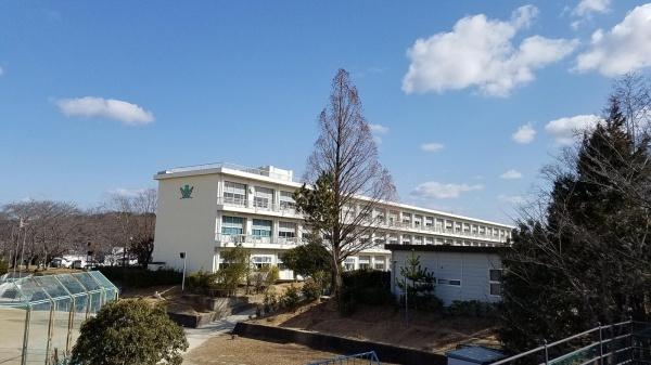 豊田市京ケ峰２丁目の中古一戸建て(豊田市立東山小学校)