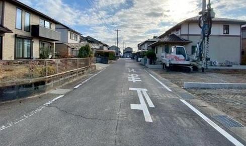豊田市畝部東町　全2棟B号棟　新築戸建て