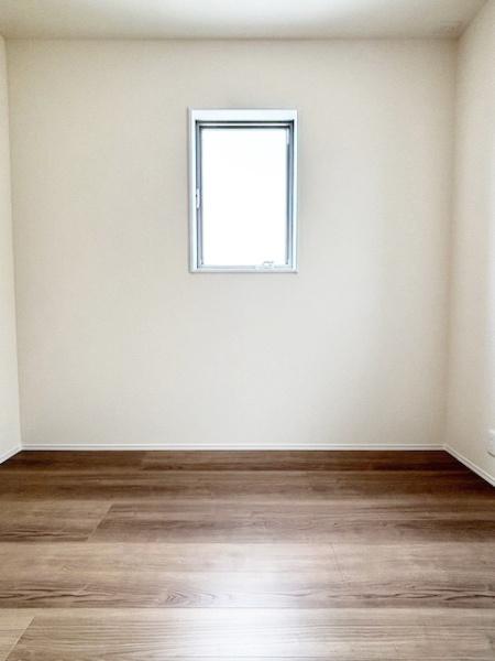 碧南第66照光町全4棟2号棟　新築戸建て