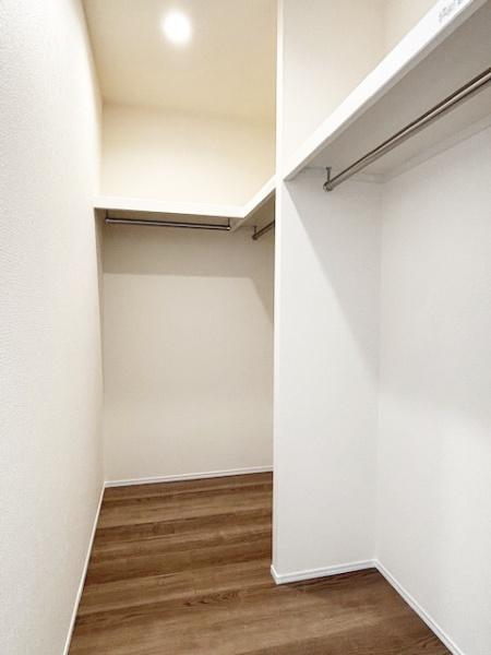 碧南第66照光町全4棟2号棟　新築戸建て