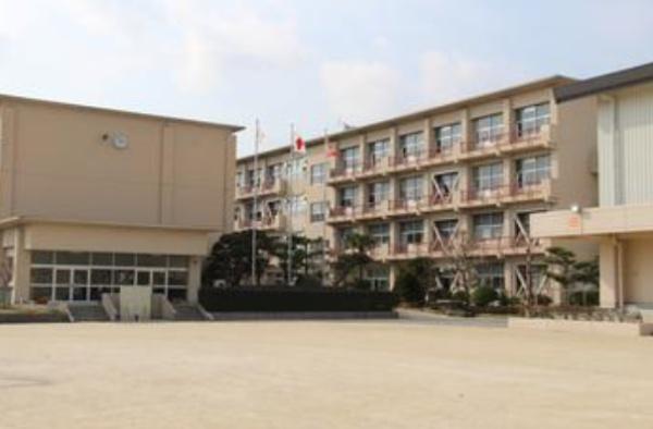 パビリオン美合(岡崎市立美川中学校)