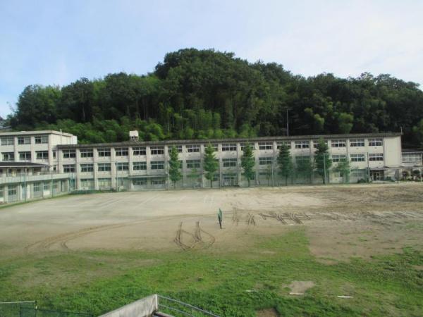 豊田市松平志賀町マゴイチの中古一戸建て(豊田市立松平中学校)