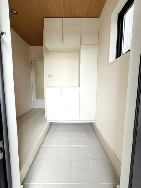 岡崎市緑丘全2棟1号棟　新築戸建て
