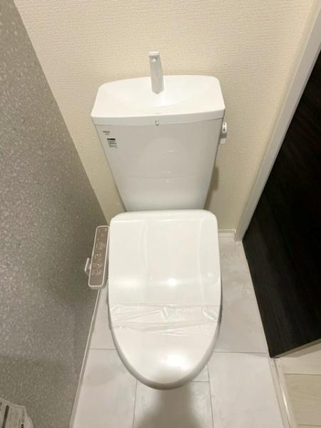 岡崎市緑丘全2棟2号棟　新築戸建て