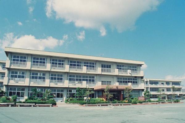 安城市池浦町　全4棟1号棟　新築戸建て(安城市立安城中部小学校)