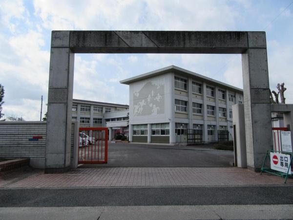 豊田市保見ケ丘　全2棟1号棟　新築戸建て(豊田市立西保見小学校)
