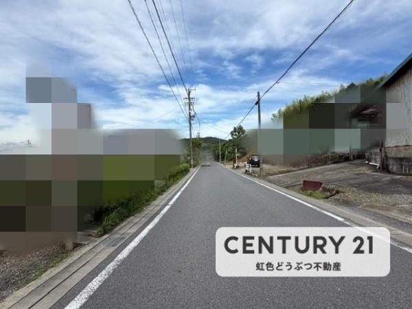 額田郡幸田町大字上六栗字中切の土地