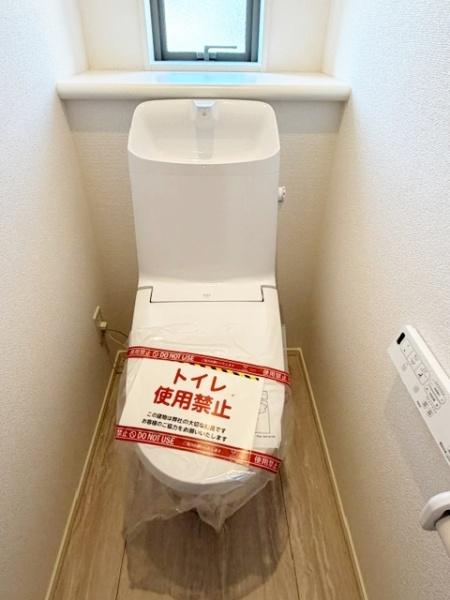 高浜市春日町全2棟2号棟　新築戸建て