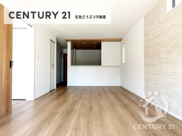 高浜市春日町全2棟2号棟　新築戸建て