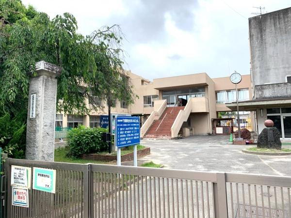 高浜市八幡町５丁目の土地(高浜市立吉浜小学校)
